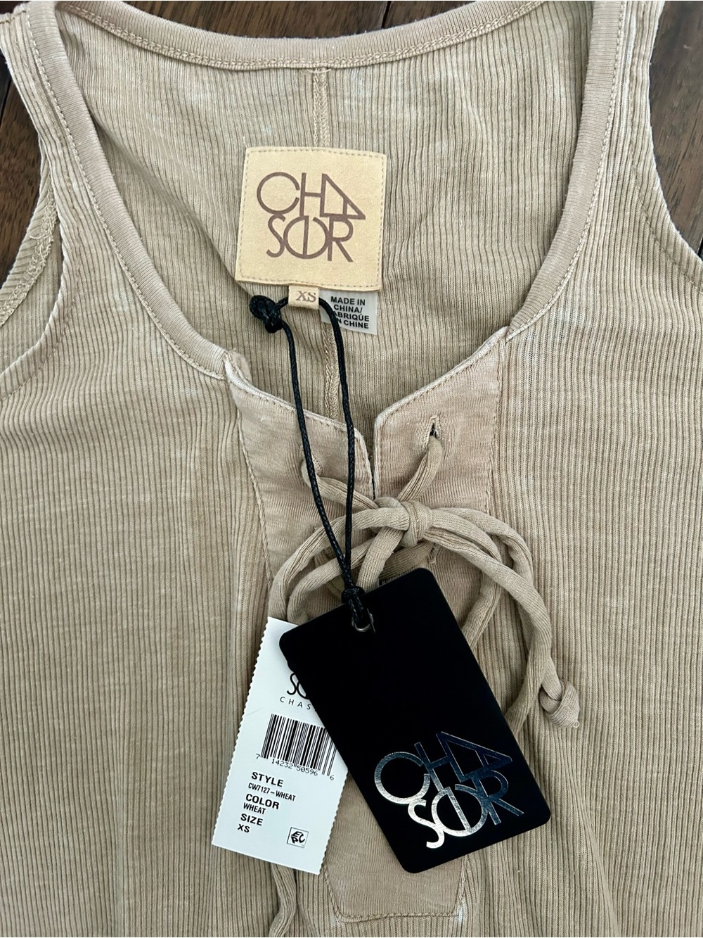 Chaser Cold Shoulder Lace Up Ribbed Top Wheat XS NWT - Picture 3 of 5
